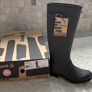 NIB Kamik Charcoal Rain Boots/ Wellies